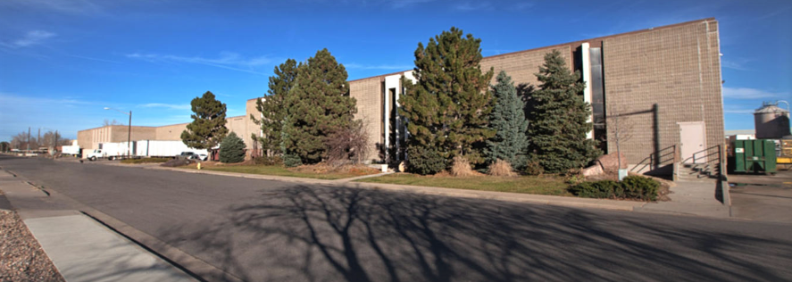 BuildingEnergyP's tweet image. We are again pleased to announce the closing of a $1.4 million roof project for B&amp;amp;R Plastics, a precision plastic design manufacturer in Denver, with C-PACE funding from @CitywideBanks . More info at: copace.com/br-plastics-fi…