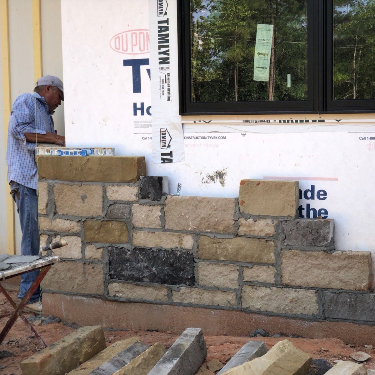 KurkHomes's tweet photo. Progress on our showcase home - stone and sheetrock! 🙌 #SouthernLiving #ShowcaseHome #KurkHomes https://t.co/JTvDSwRZyy