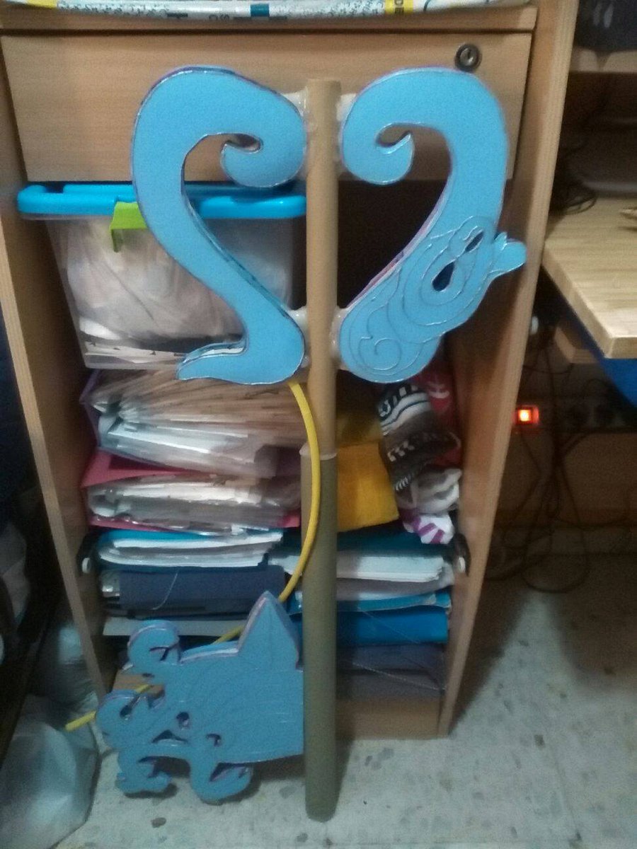 MysticArtesTeam's tweet photo. #cosplay #cosplayer #kairi #kh3 #kingdomhearts3 #squarenix #makingof #progress #process #keyblade #props 

Progress of Kairi's keyblade.

@HumiureDate will cosplay as Kairi from Kingdom Hearts 3. https://t.co/bFnCbAZgIR