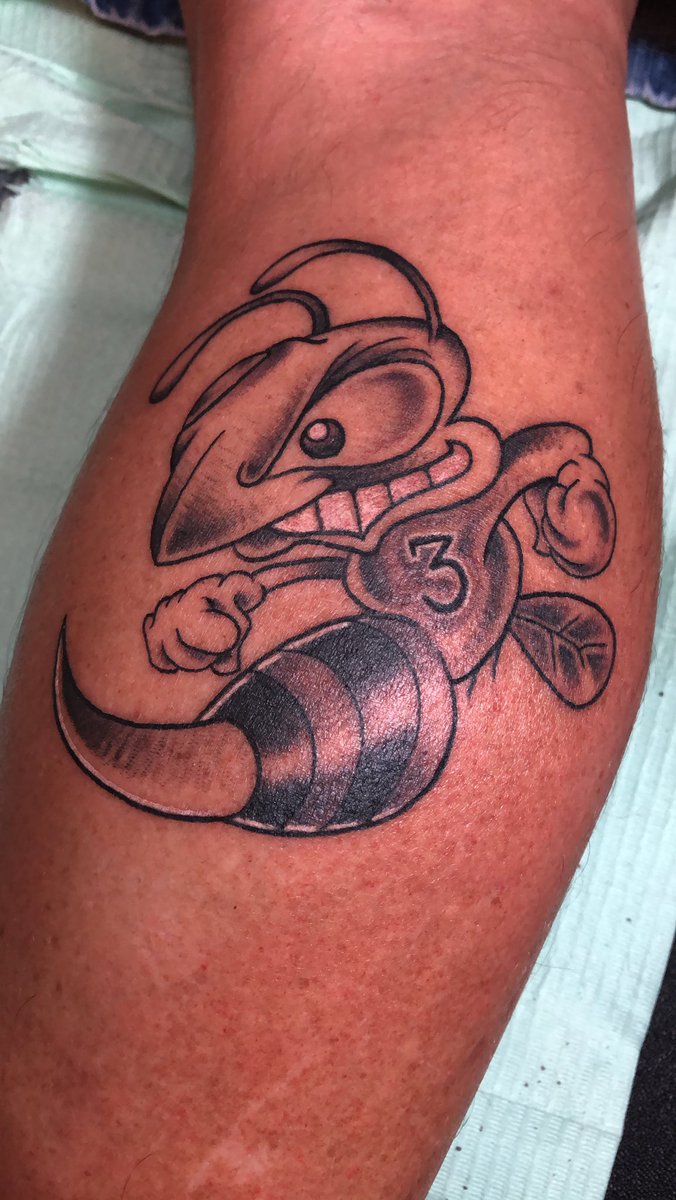 fun BUZZZ tattoo i knocked out today. #buzzz #discraft #discgolf <a href="/Paul_McBeth/">ؚPaul McBeth</a>