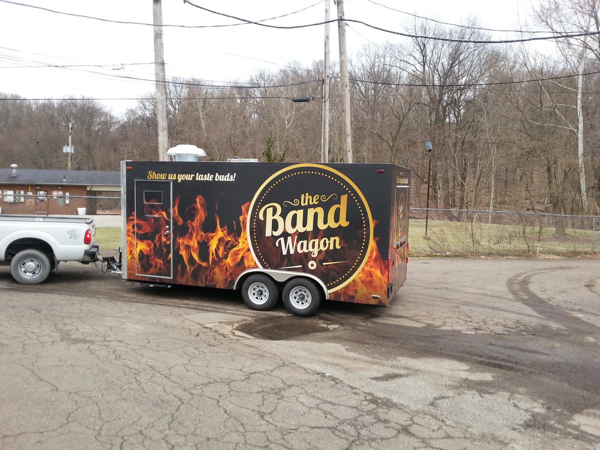 Screen_Graphics's tweet image. The possibilities are endless. If you can dream it, chances are we can manufacture it. We have solutions for all your graphic needs. 

Learn more about our #FleetGraphic division here:
screen-graphics.com/fleet.html