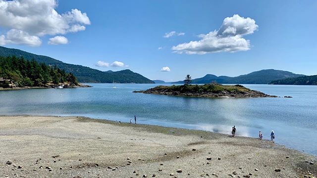 dmangone's tweet photo. Spending a beautiful weekend on Orcas in the San Juan Islands. https://t.co/eYsJ46Tb9g https://t.co/vGsqEFccJh