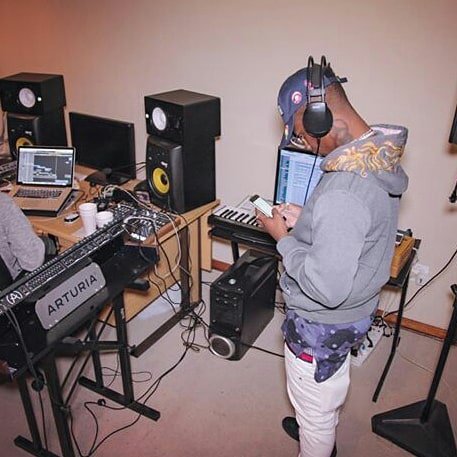 sdingoh's tweet image. #Emtee_Da_hustler