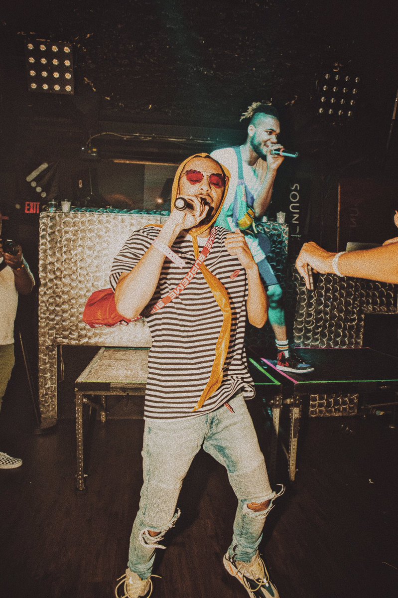 leroyxela's tweet photo. m y n a m e s l i l 🚀....a n d
i m a r a p p e r #LFDN🚀
📸 | @shotbykel #soundcheckdc https://t.co/4s8m7761Nk