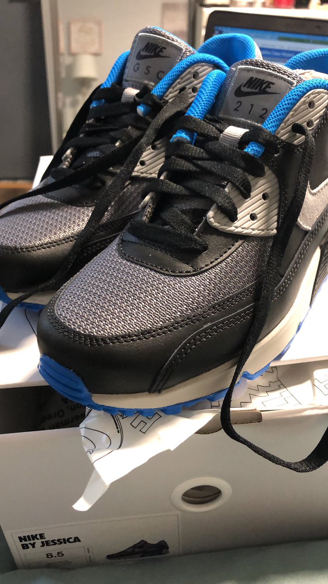 When your custom-made #GSCUnitedForce sneakers are delivered you must show them off.  Thanks to my team for winning the protection incentive... these are 🔥 #GSCUnitedForce #WeWinning #Nike #CustomNike #212 #GSC 🍑 #ByrdGang #ByrdGangWinning #Atlanta