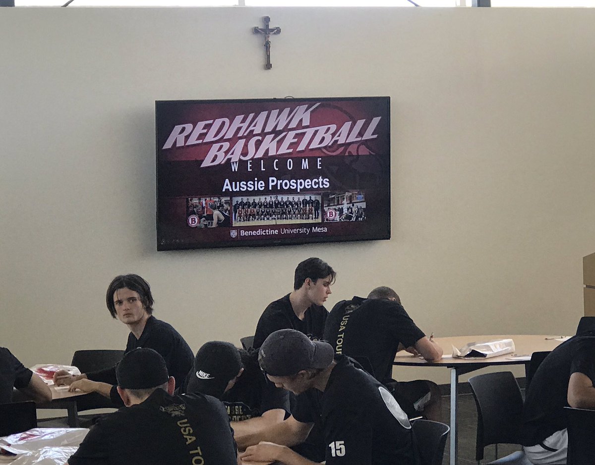 ProspectsAussie's tweet photo. A huge thanks to @schafer50 and @CoachFrankBenu for hosting our @ProspectsAussie group today. It was a fantastic visit and all the players were really impressed.
Looking forward to seeing some @ProspectsAussie as future RedHawks. https://t.co/cqyVppyXi5