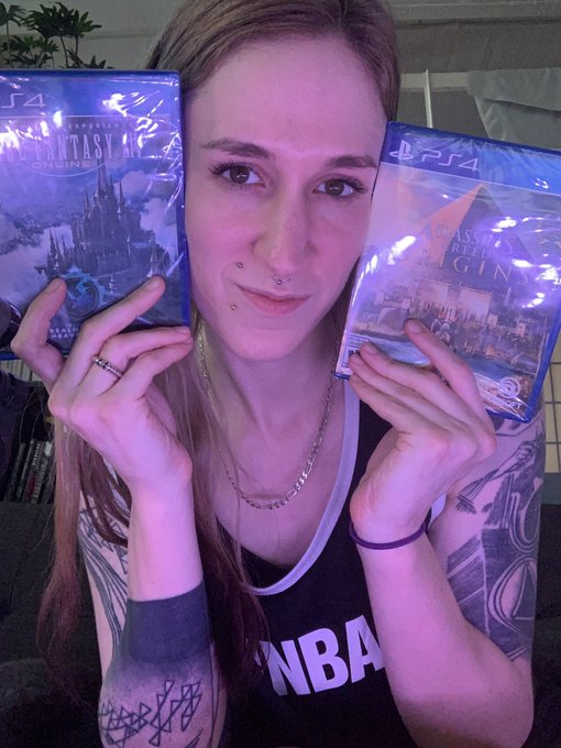 Awww I got spoiled by johncrist today!!! Thank youuuu 🥰 my nerdy lifestyle continues 🤓 https://t.co/<a href="/tag/mvsales"class="tags"><span>#mvsales</span></a><a href="/tag/mvtrans"class="tags"><span>#mvtrans</span></a>