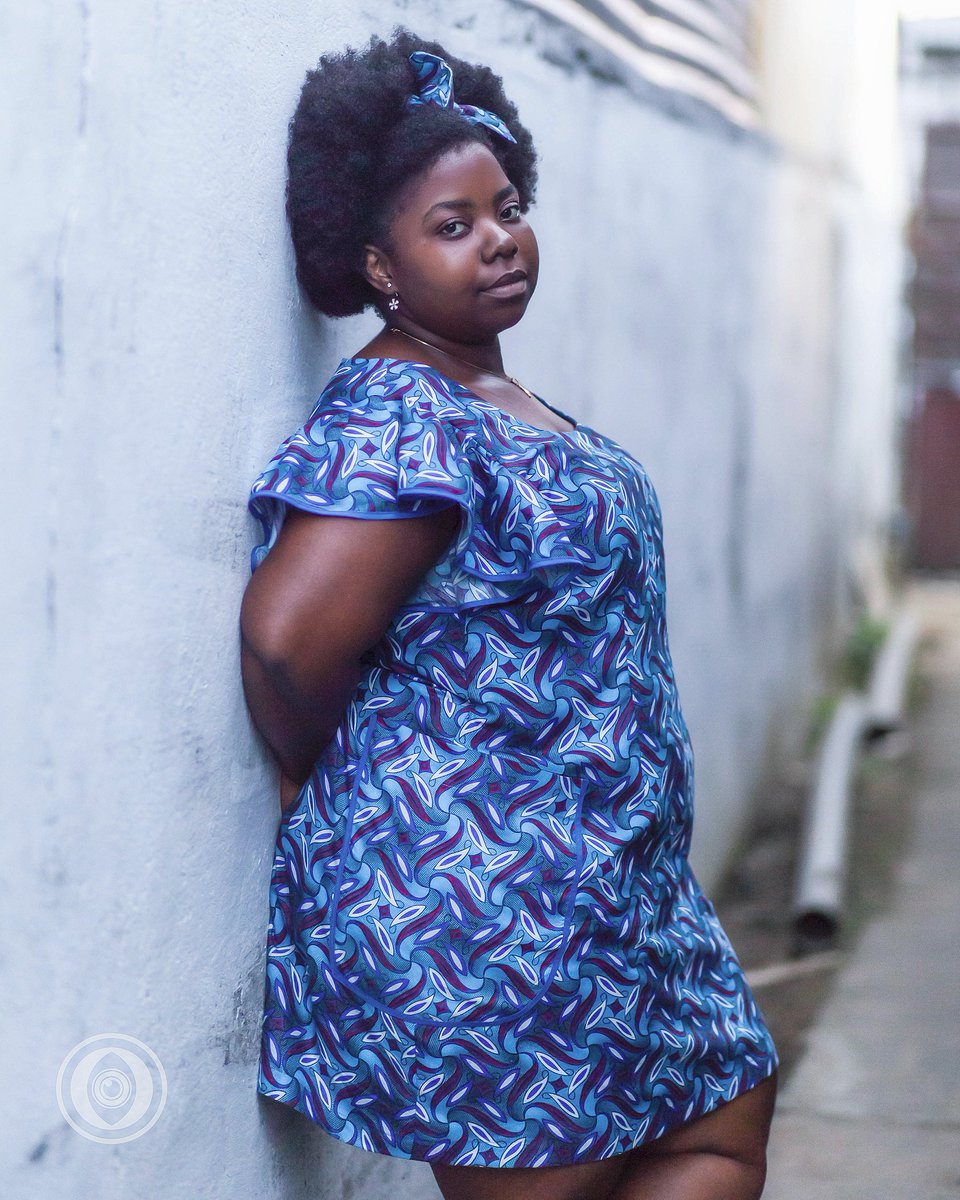 SinsShots's tweet photo. B.O.L.D.
is Bae, Beauty, Brown Skin
#nomakeup #noretouch #boldbeauty #brownskin #SheBold #Womenempowerment #nappyhair #natural #mevadress #boosmirai #smile https://t.co/vCVBf021e5