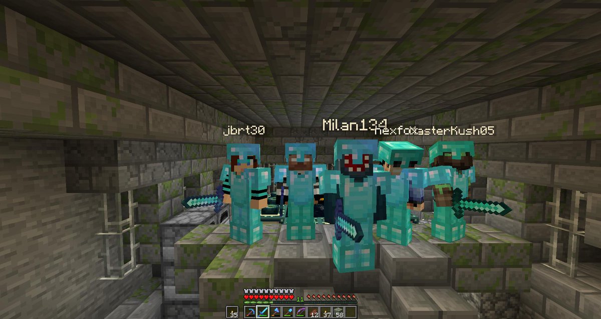 blackieCSGO's tweet photo. me and the boys getting ready to kill the ender dragon

@EyPatricktB @BernardCSGO @CSGO_NiNo @NexFoxCS https://t.co/CYTKTSPlbt