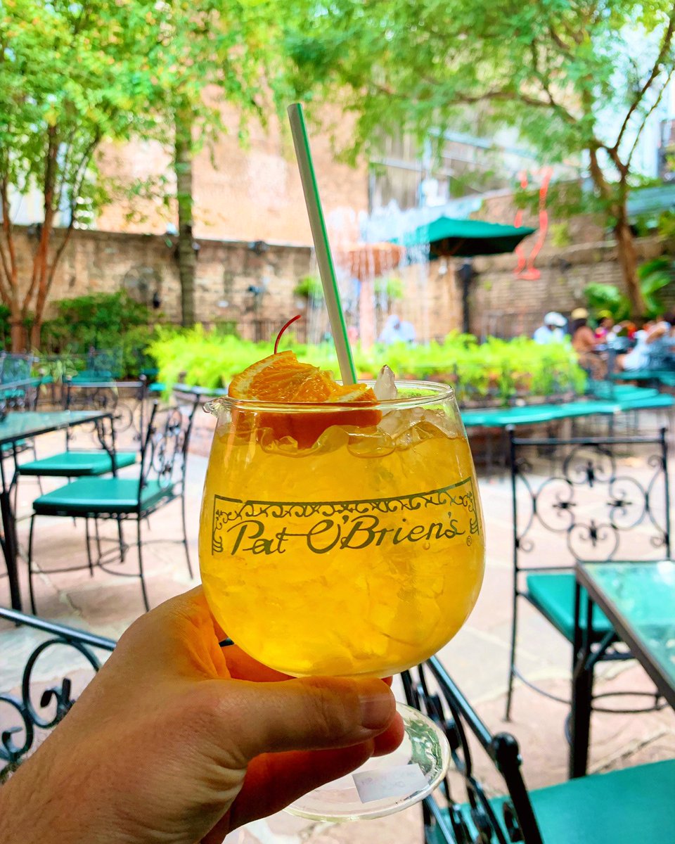 DavidMora's tweet image. Summer, summer, summertime...
Time to sit back and unwind 🍹🍊 #NewOrleans #OneTimeInNOLA #PatOBriens