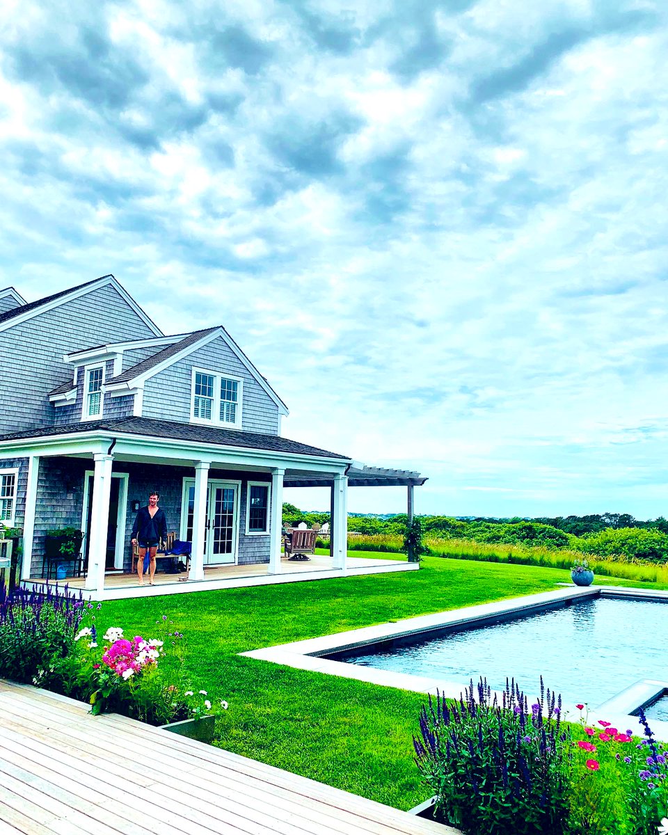 kpm1231's tweet image. It’s the most wonderful time of the year!! 💃🏼🤸🏼‍♂️🇺🇸 #crACKiswhACK