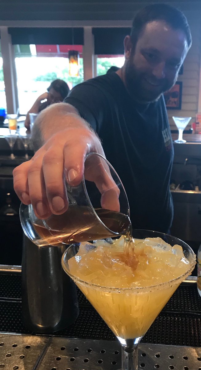 Tons of margaritas going out from Adran’s bar tonight! ⁦<a href="/robinrm81/">Robin</a>⁩ #FisherforPresidente2020