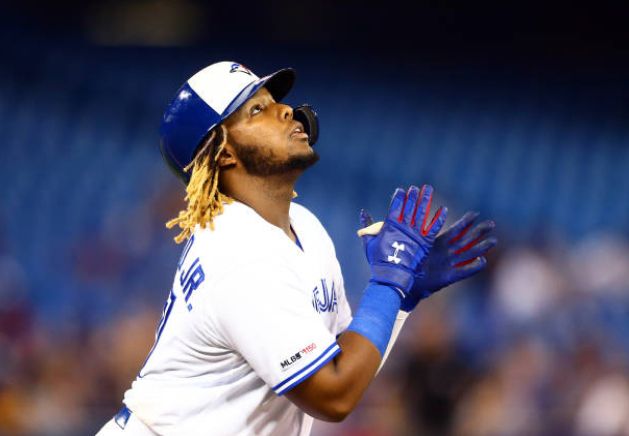 TSN_Sports's tweet photo. Vladimir Guerrero Jr. tallies 29 total home runs in the 1st round of the #HRDerby!

Vladdy's 29 dingers are a single round record! https://t.co/8r8MI74QrO
