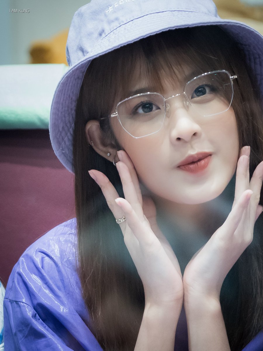 เธอคนเดียว tweet media