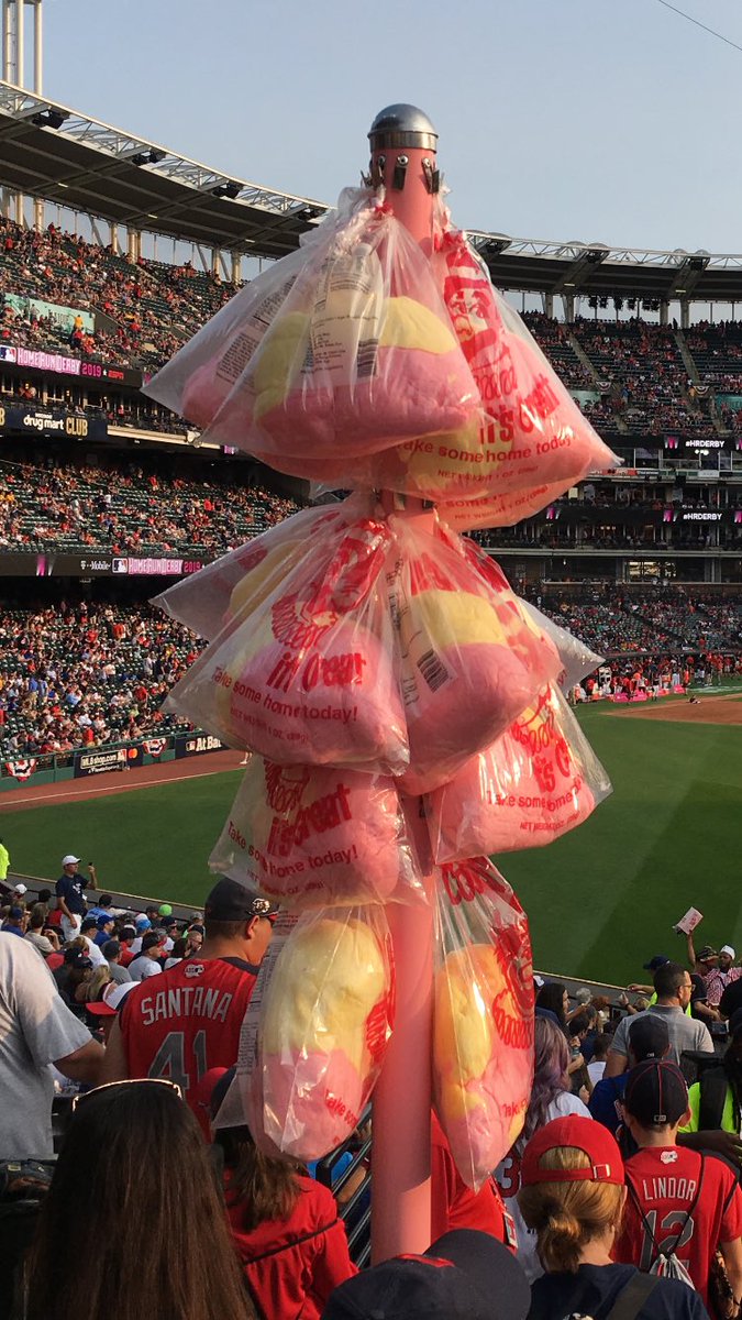 Bob, we’re in Cleveland for the Classic, but are undecided on the yellow cotton candy. What say you? #BucsBooth #LetsGoBucs