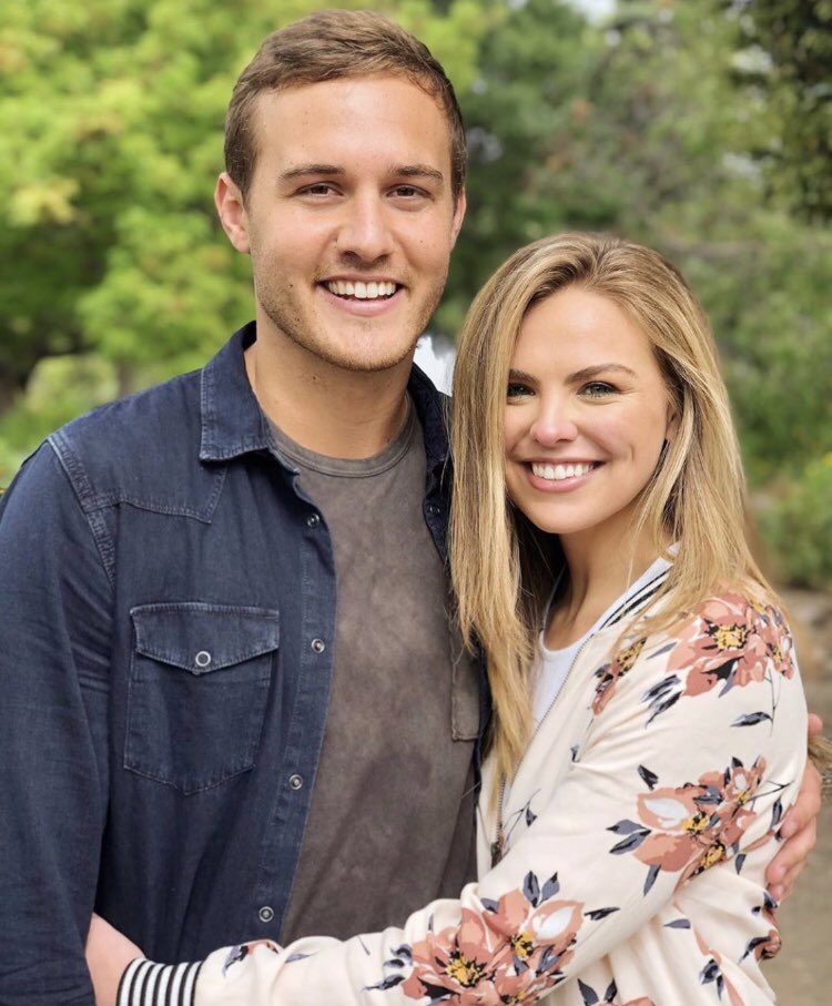t_witlessHen18's tweet photo. The only two contestants that matter. #TheBachelorette https://t.co/UlxGD2nIvd