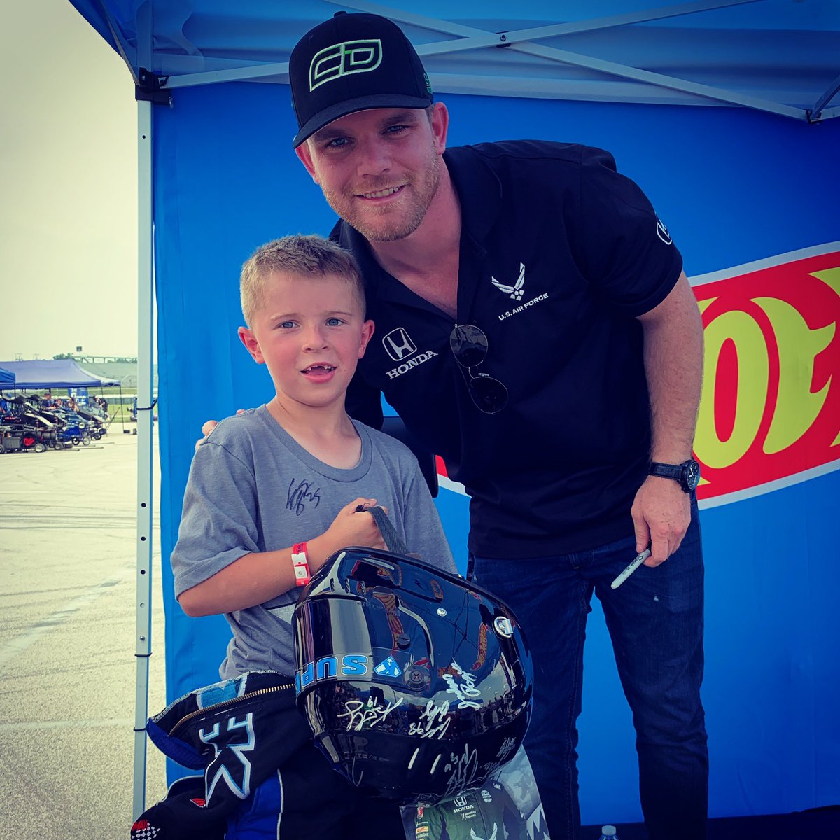 superk_momma's tweet photo. @ConorDaly22  The Real Deal here!!!!  Conor Daly and his biggest fan!!!  Two boys who love to wheel!!! https://t.co/J0kMDLM6G1