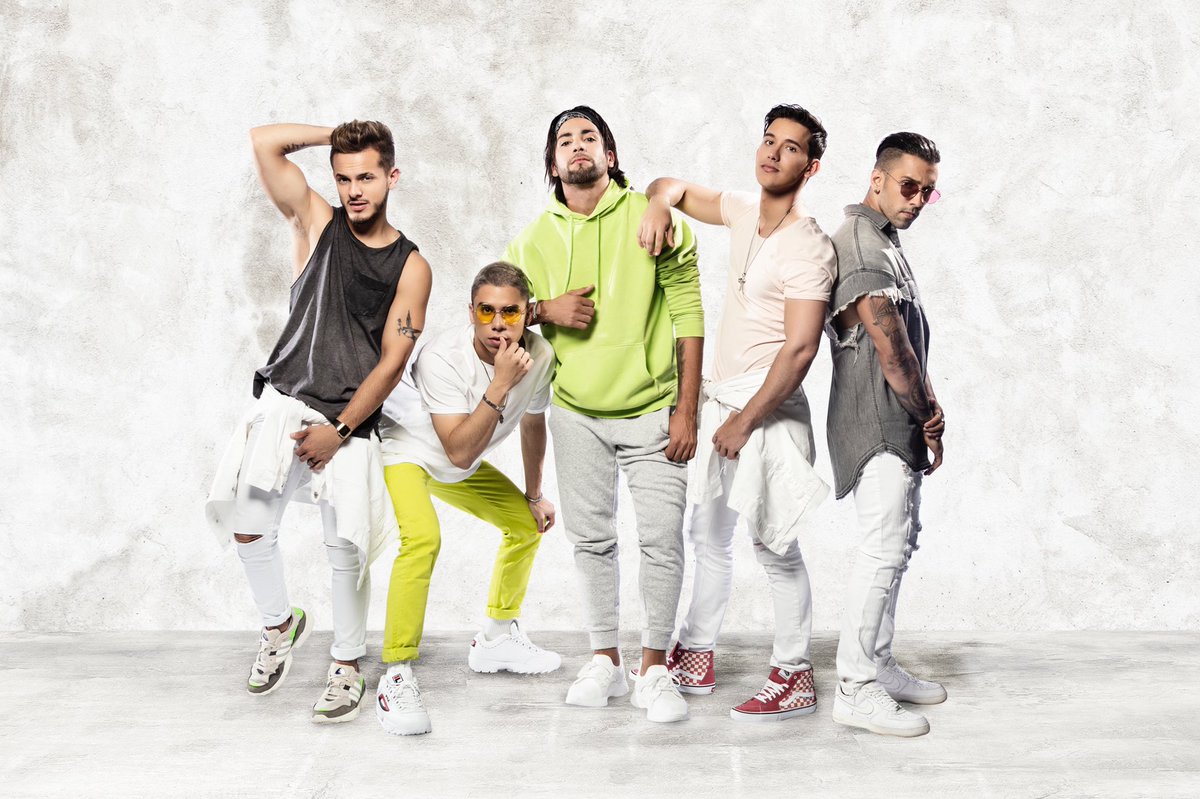 Bienvenidos al Twitter oficial de #EMC2. Muy pronto nuestro nuevo sencillo #Señorita. Síguenos en Instagram @EMC2Music