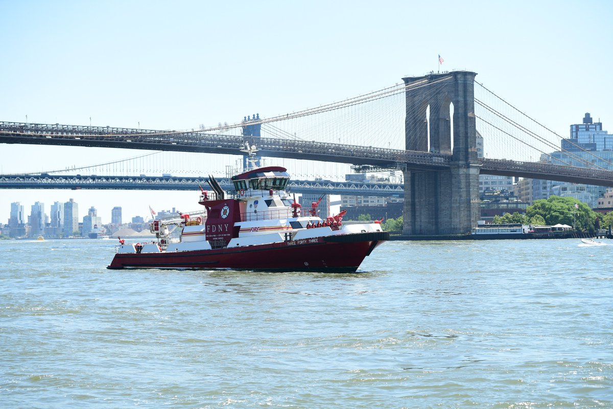 nycgov's tweet photo. .@FDNY holds 18th annual Blessing of the Marine Fleet at South Street Seaport: https://t.co/SzCYV96AWK #NYCBravest https://t.co/CgpjoXMsVR