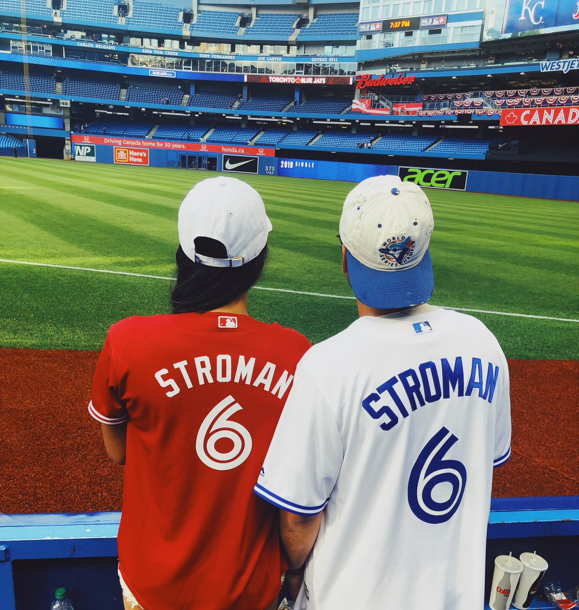 bwaiteb's tweet photo. All the way from BC, thanks for the awesome weekend. @MStrooo6 u the man!!! 💙 @BlueJays @SNETCampbell https://t.co/WDGi7IEi11