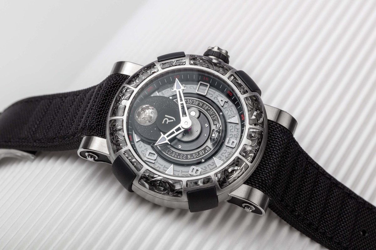 cotedesmontres's tweet photo. #RJ #ARRAW 6919 « Only Watch » - RJ soutient l’association caritative #OnlyWatch en offrant une pièce exclusive ARRAW 6919 vendue aux enchères sous le marteau de #Christie’s
@RJXWATCHES #ARRAW6919 @OnlyWatch2019
https://t.co/qITUteHdok https://t.co/2MN3hnFauh