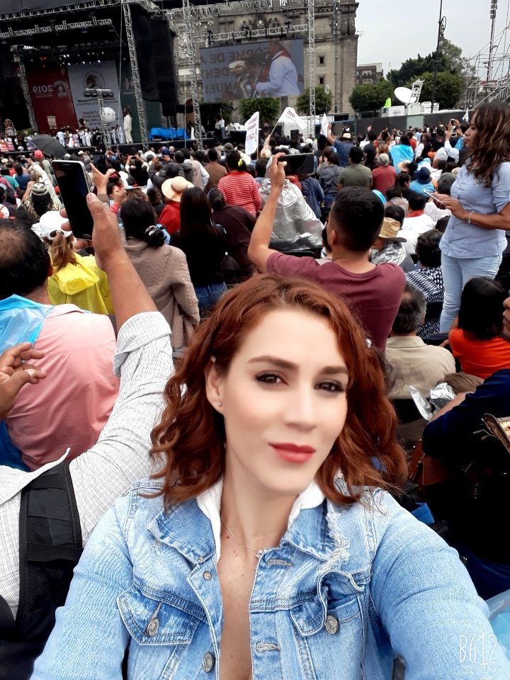 Olivia11114's tweet image. Dejo de llover en el #AMLOFest 🥳😊