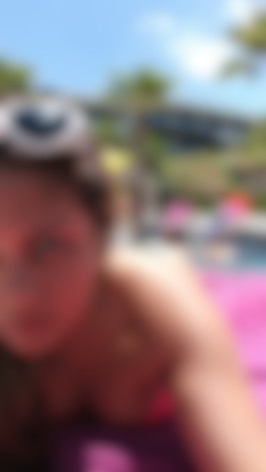 I just uploaded a Fan-only exclusive photo to Modelhub. Wanna see what you're missing? https://t.co/EIW1ch5H4H<a href="/tag/sundayfunday"class="tags"><span>#sundayfunday</span></a><a href="/tag/assworship"class="tags"><span>#assworship</span></a><a href="/tag/cuddles"class="tags"><span>#cuddles</span></a>