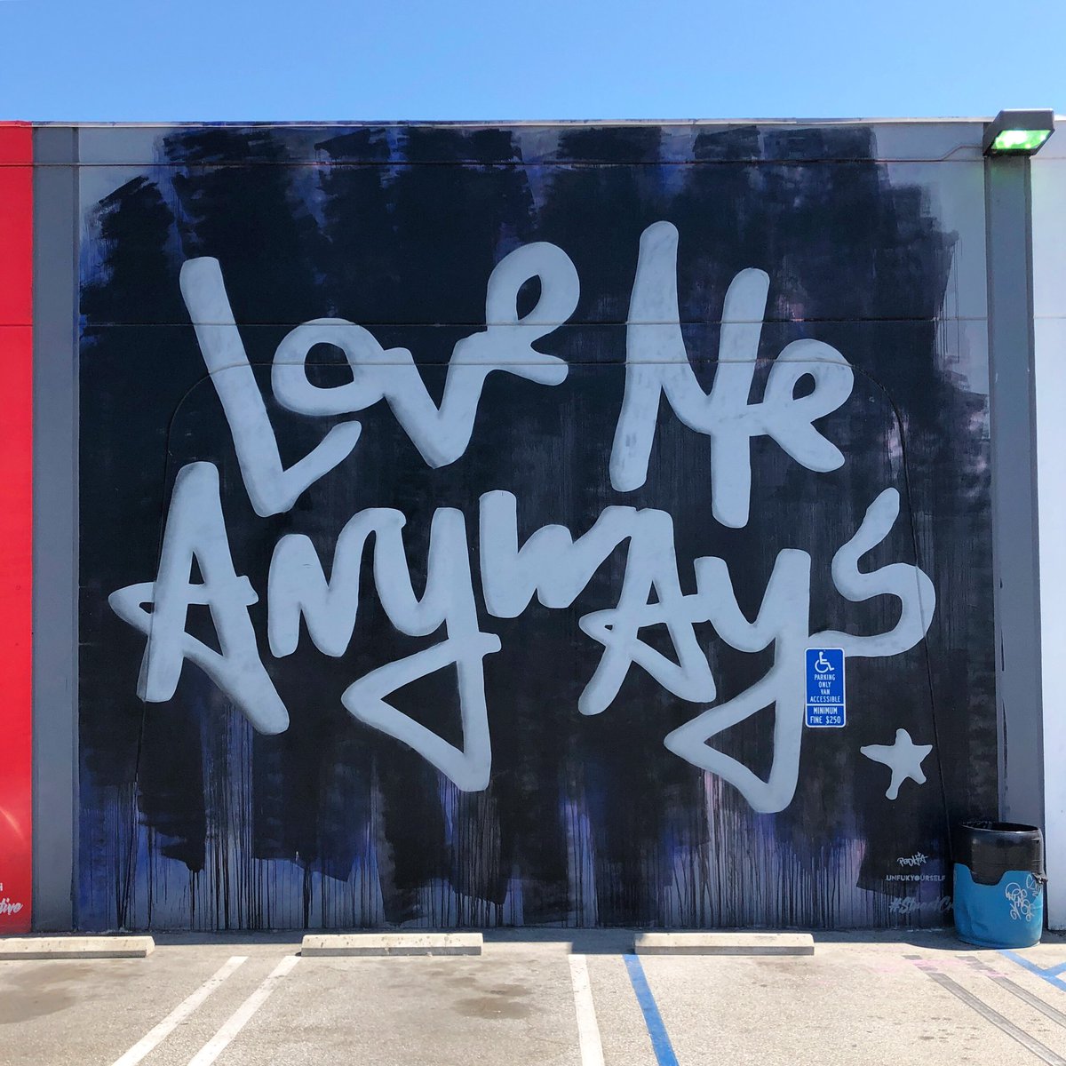 TheGraffHunter's tweet image. Padhia #unfukyourself #LA #streetsrt #urbanradish #mateostreet #LAartsdistrict #DTLA 📍 unfukyourself.com