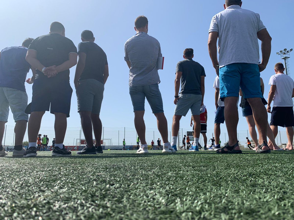 smartfootball0's tweet photo. #SFcoach SMARTFOOTBALL NIVELES 1 &amp; 2. CURSO INTENSIVO 22-23 &amp; 25-30 JUNIO

Gracias!!

..........

#SFcoach SMARTFOOTBALL LEVELS 1 &amp; 2. INTENSIVE COURSE 22-23 &amp; 25-30 JUNE 

Thank you!! https://t.co/qW7iH7RcZW