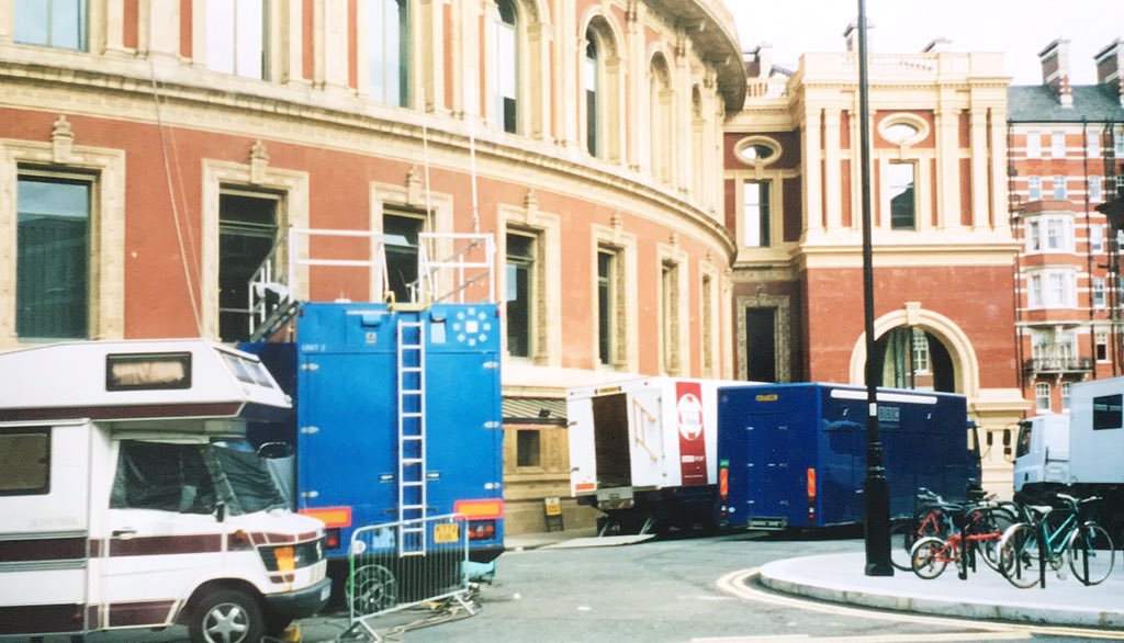 stevechalles's tweet photo. Archive OB pics: BBC Outside Broadcasts at the Royal Albert Hall (in a variety of liveries!) - Type 8 Unit 2, VT6, MSC - early 2000’s #BBCOB https://t.co/7S6VsCWFpi