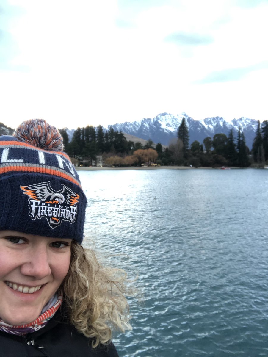 cassiek52's tweet photo. Repping the @FlintFirebirds in the mountains of Queenstown, New Zealand! #believeinflint #FlintFirebirds #ThisIsFlint #ohl #OHLHockey #FirebirdsHockey #Flintfwd #FlintMich https://t.co/XLIN6nSkNy
