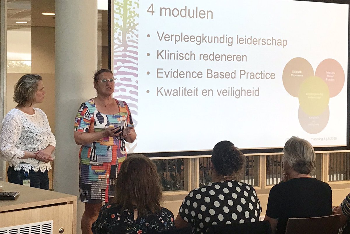 Projectteam functiedifferentiatie <a href="/Bernhoven/">Bernhoven</a> vertelt over traject dat in 2015 startte; inmiddels 2 verpleegkundige functies volledig ingevoerd in het hele ziekenhuis, met scholingstraject en een nieuw verpleegmodel. Inmiddels is <a href="/Bernhoven/">Bernhoven</a> ook opleidingsinstituut. #wetbig2