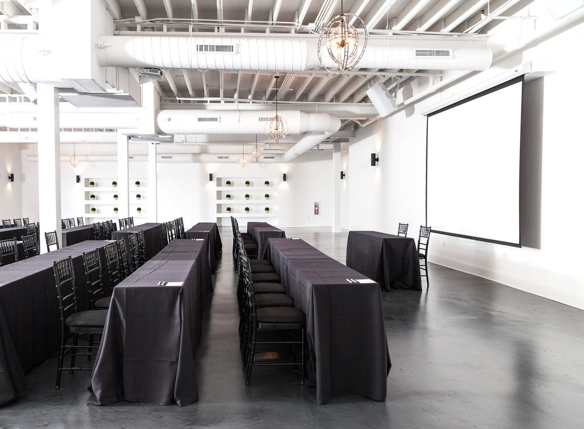 Step into our office. Make the most of every meeting at The Lakewood. 💼 Ample work space and everything you need to rock the presentation. Paired with delicious bites from @ParamountEvents. ☕ Corporate Events at #TheLakewood: bit.ly/2Ss4aVy.