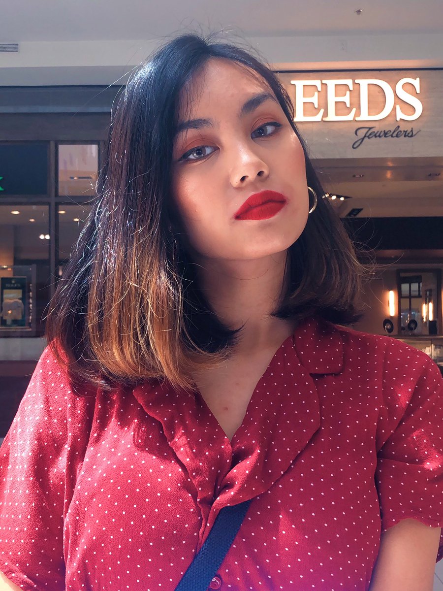 cozyrenzy's tweet photo. she said 👁💋👁 https://t.co/XKd64clWqE