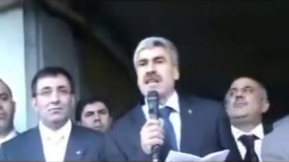 Sosyal medya’da etiket olan “Dünya Bingöllüler gününe AKP’liler damga vurdu dlvr.it/R7cjzg