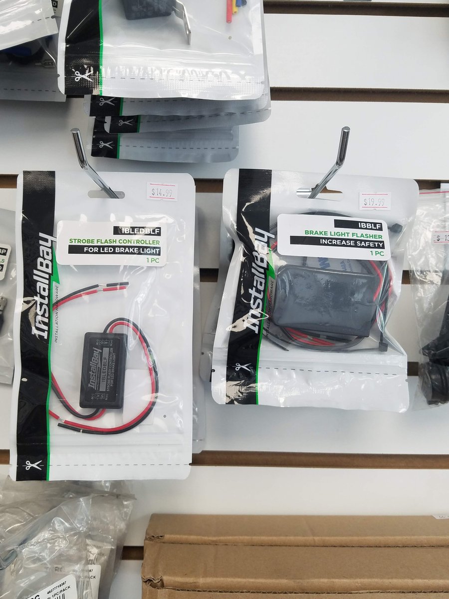 CodeZeroFargo's tweet image. New product alert! These brake light flashers enhance visibility of braking to avoid those fender benders!
#codezero #czdoesit #fargo #caraudio #carelectronics #fargoelectronics #brakelights