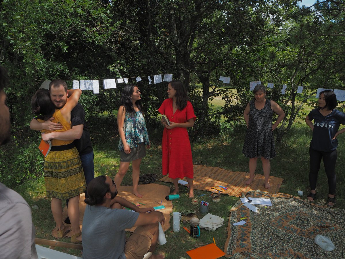 HumanNetCon's tweet image. Last week our 3rd Convergence took place in Ardèche! 12 people from different networks and organizations gathered for a retreat to create connections, find synergies, exchange &amp;amp; foster the resilience it takes to stay within the trouble of wicked problems for the long run. 🌿