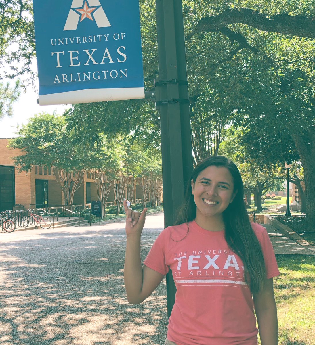 UTAOrientation's tweet photo. Attention, attention 🎉🎉Y’all—meet Adriana, one of your very own Maventure Camp Coordinators! She is a junior nursing major from San Antonio and joined the Maventure team this year in hopes of helping all incoming Mavericks make UTA their home! Let’s give her a shout out!👏🐴💙 https://t.co/FOjhNO6A8a