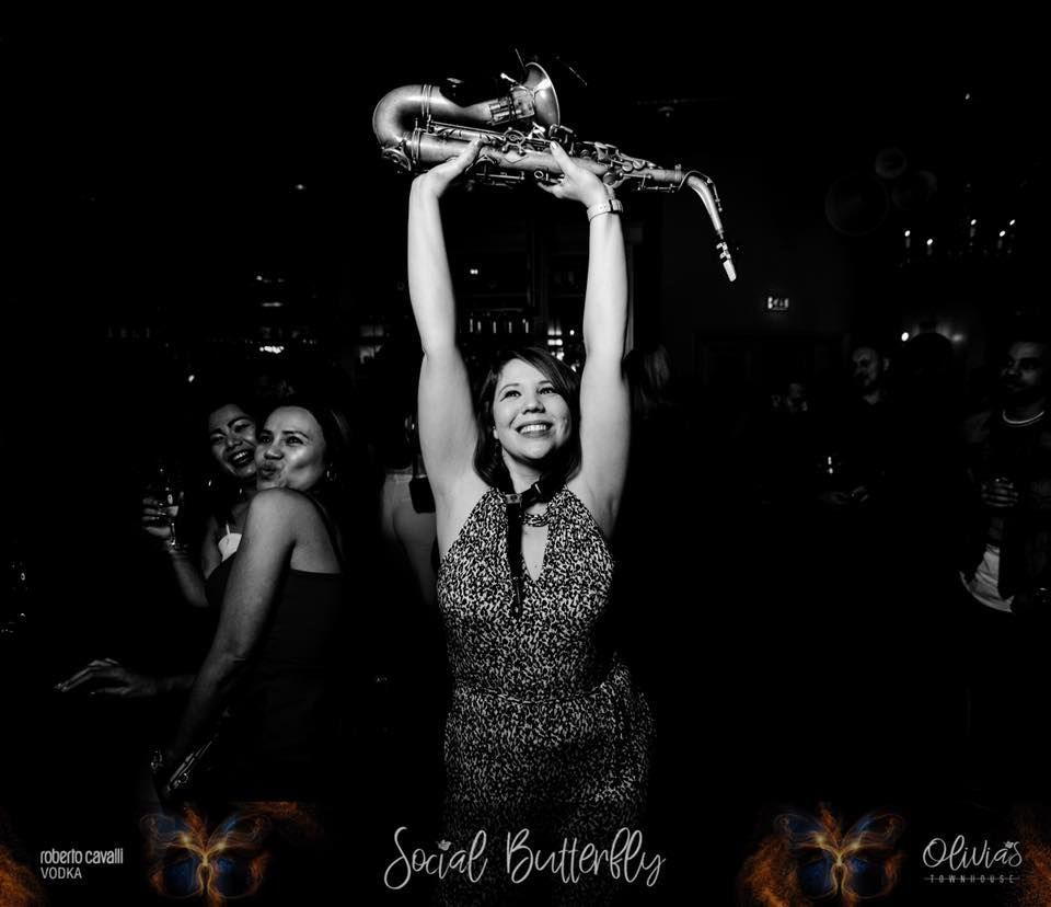 We are always having a great night at @olivias_th! 🙌
#ViralMusicUK #Saxophone #Music #Musician #FemaleMusician