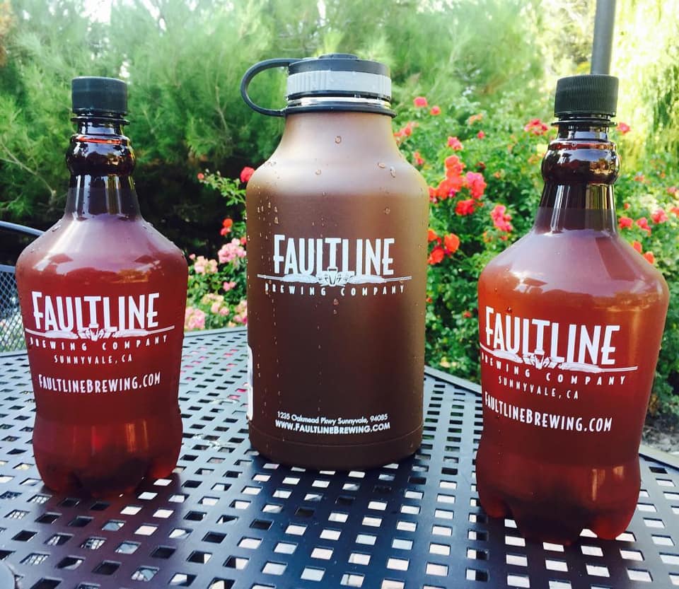 faultlinebrew's tweet photo. Red, White &amp; Brew?
Don’t forget to grab growlers of your Faultline favorites for your July 4th festivities. 🍻
(Mini kegs also available) https://t.co/jouqRuFTVw