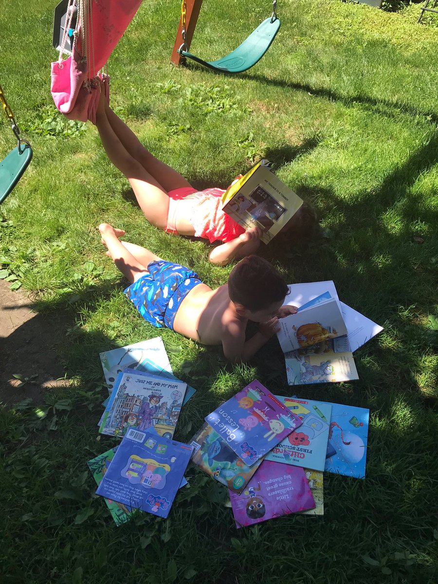 This is how you summer! #booklove @osdgoread