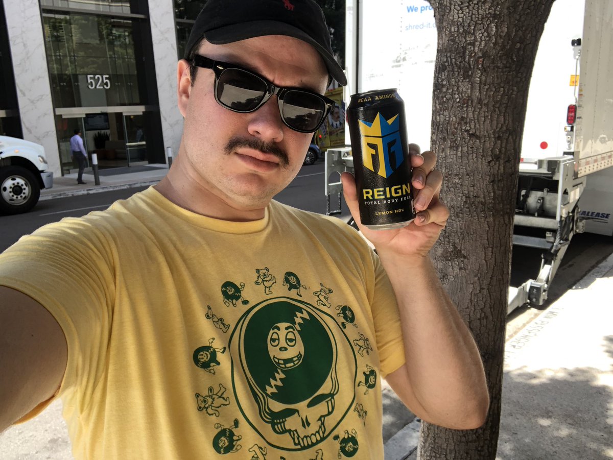 AndrewKoeth's tweet image. Just out here trying to keep the spirit of @BugCon2019 alive 🌎 
@ReignBodyFuel 
#bugcon2019 #ourbugisanawesomebug