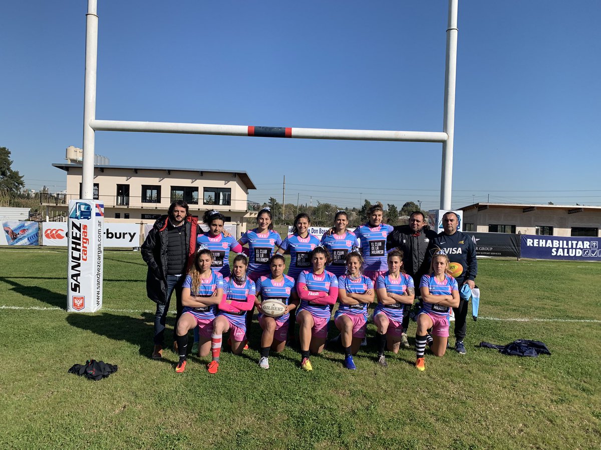 NicoMellino's tweet photo. Hoy, en la @UNQoficial, despedimos a la Selección Femenina Universitaria de Rugby 7 q realizó su último entrenamiento antes de partir a @Napoli2019_ita 
Éxitos para ellas!!! 🏉 🏆 
Gracias @RugbyDonBosco por las instalaciones! https://t.co/H7hPlmHfrr
