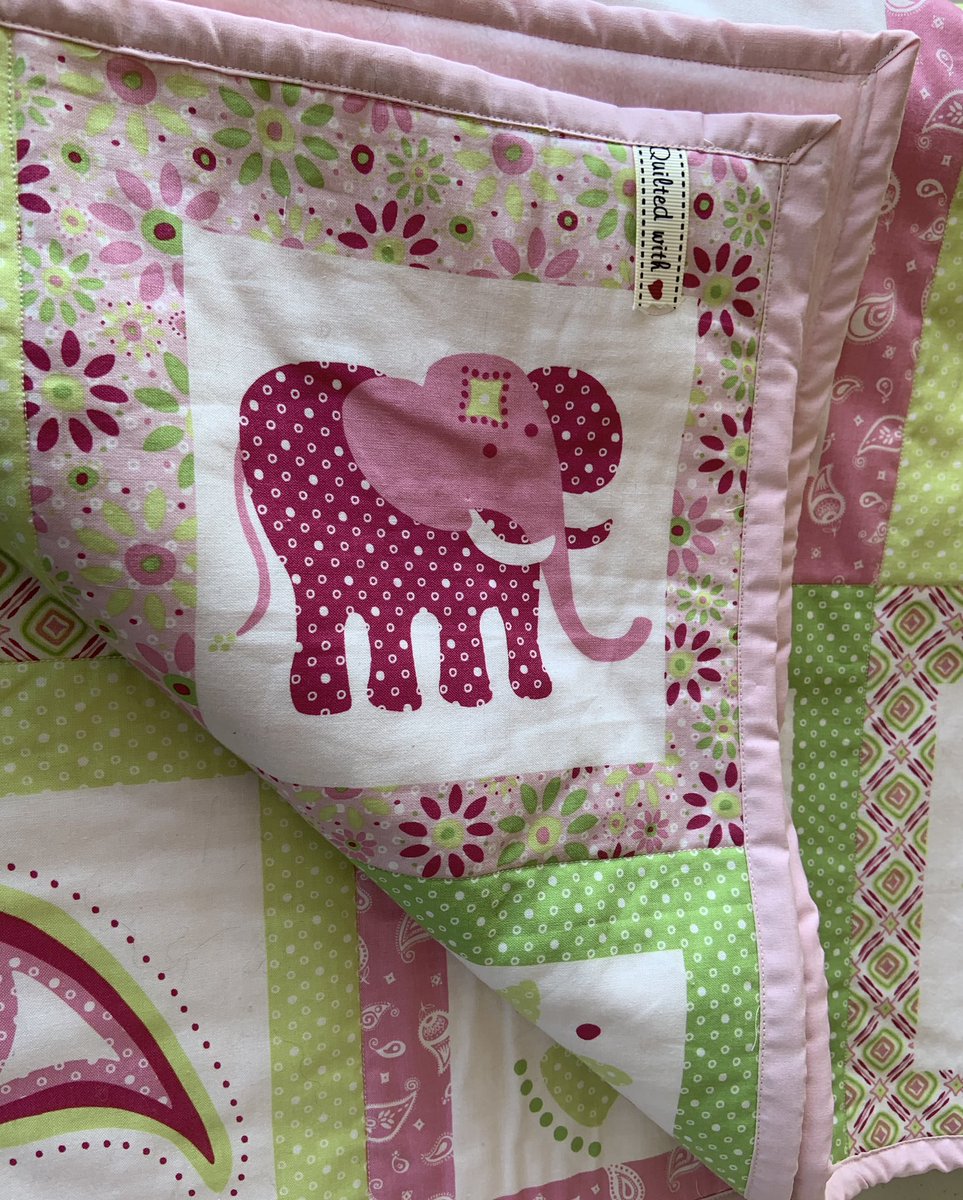 cosy_sew's tweet photo. @JanomeUK Had fun sewing this on my #Atelier3 this weekend https://t.co/3w9tA1Rnsh