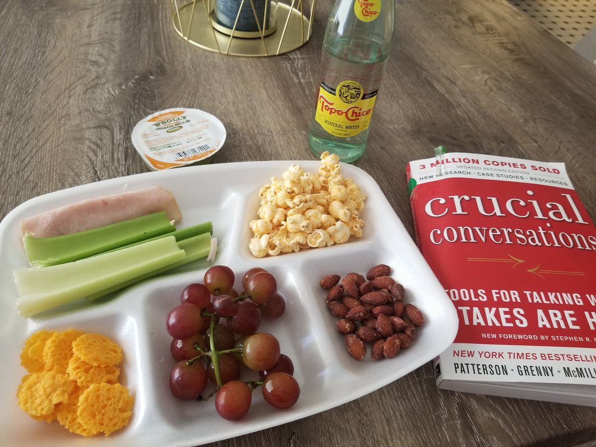 MsGrayCFB's tweet photo. Reading during "lunch"... Not gonna get in the pic today because it's the first day of summer I've been able to stay in my PJs! #sorrynotsorry #ThompsonReads #firstbingo https://t.co/WL2MYcHOw2