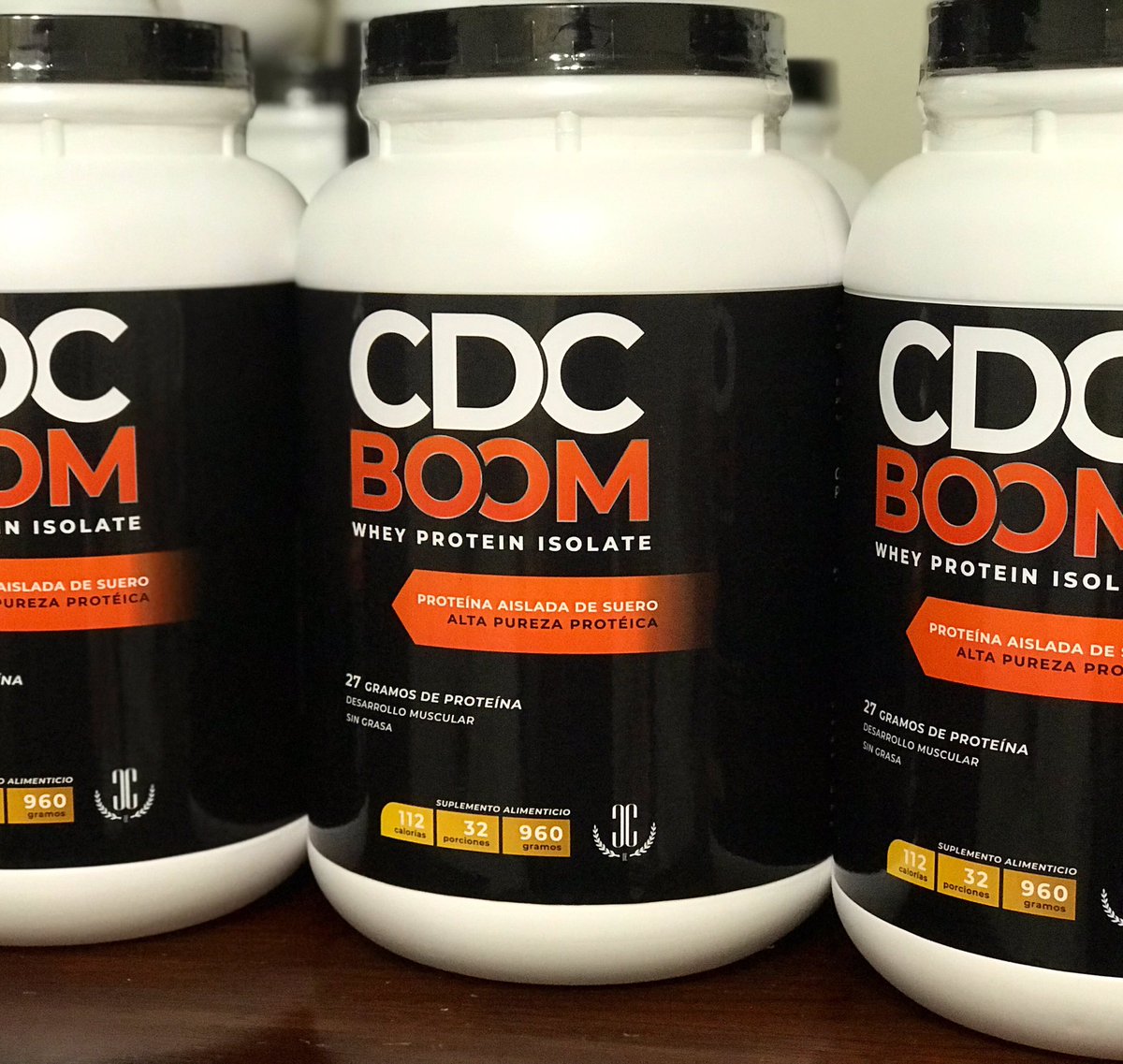 GilGarza11's tweet photo. Les presento la proteína mas turbo mamalona de la galaxia🔥 27 gramos de proteína, cero grasa🕶🎖🕶 TODO MÉXICO es territorio #CDCBOOM bebes🏧
Sabores:
Sandía🍉
Mango🥭
Fresa🍓
Piña Colada🥥🍍
M A M A L O N A ✅
•
El 3er botes es GRATIS 🔝🎖🔝 
📧info@cuerposdecampeones.com https://t.co/91I3zQoEDK
