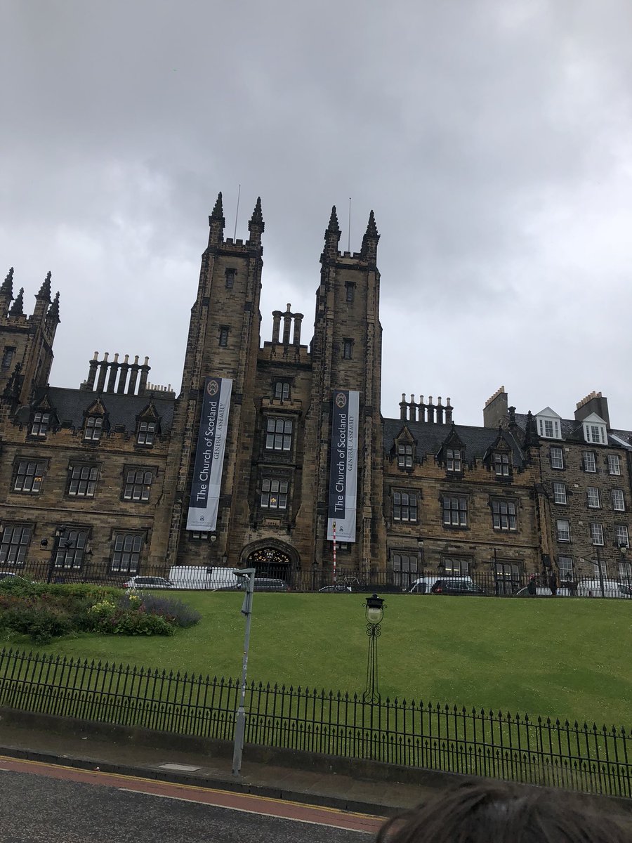 HolliesDesigns's tweet photo. Placement trip pictures from last month😆 first time to Scotland &amp; 4 briefings in 2 days!!🏴󠁧󠁢󠁳󠁣󠁴󠁿 https://t.co/r4Tx6Oj6td
