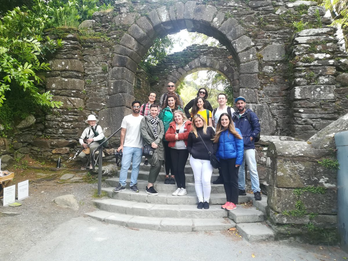 micer21's tweet photo. @MerrionHotel @GlendaloughHF #staffdayout @dodublintours #uilleannpipes #entance https://t.co/FiDIMRYWYo