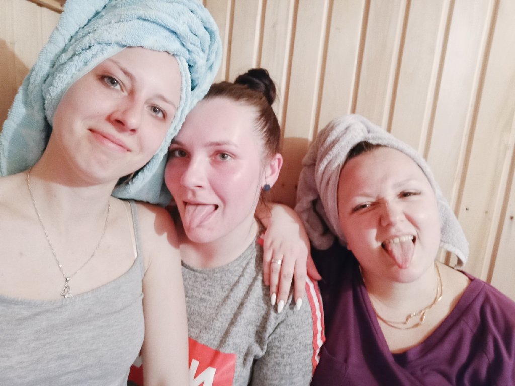 Sashka____'s tweet photo. нашла тут наши алкогольно-банные выходные
красатааа
моё истинное лицо на все случаи жизни на втором фото 😂🤣 https://t.co/JQPS4BFZDx