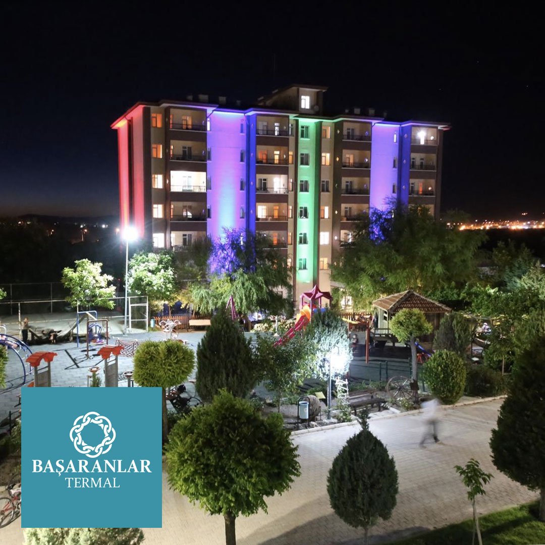 basarantermal's tweet photo. Doğa ile iç içe sağlıklı bir tatil geçirerek dinlenmenin tam zamanı.

https://t.co/c8iJ20baoL

#Afyon #Otel #Gazlıgöl #Başaranlar #Termal #Otel #Kaplıca #Villa #Oteller #1+1 #Oda #2+1 #Oda #Yüzme #Havuzu #AquaPark #TürkHamamı #Kese #Köpük #BuharOdası #TermalÇamur #Peloid #Terapi https://t.co/OCXBnysZjt